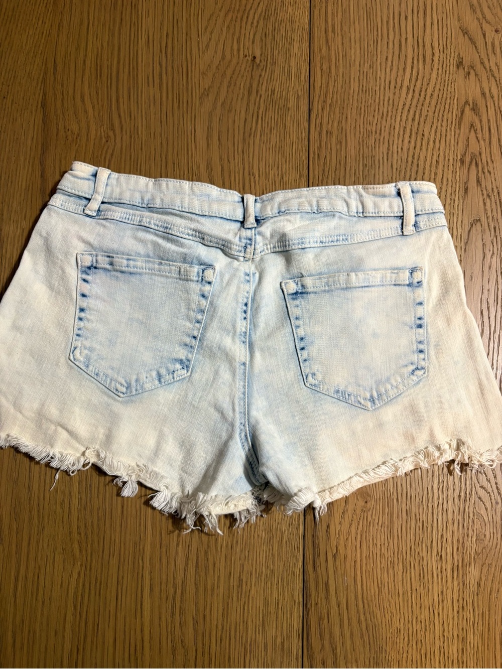 hippie laundry Pale Blue Embroidered Floral Denim Shorts - Picture 6 of 7